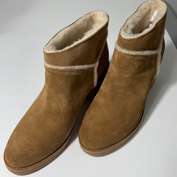 UGG Shoes Brand New Uggs Real Australian Fur From Lambs Faux Suede